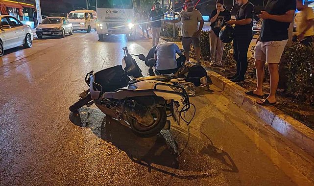 Hafif ticari araç ile motosiklet çarpıştı: 1 yaralı