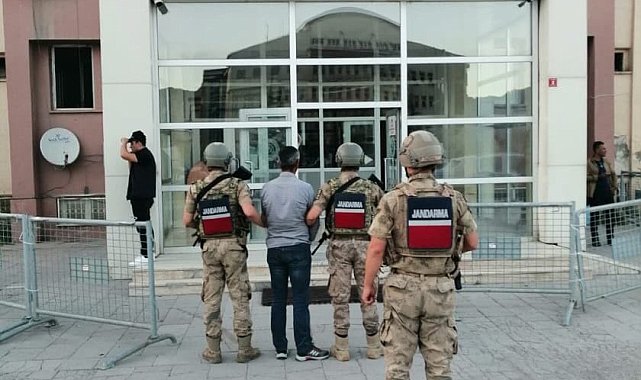 Hakkari'de değişik suçlardan aranan 14 kişi tutuklandı