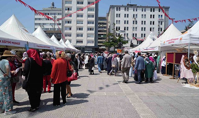 Halk eğitim kurslarında sergi zamanı
