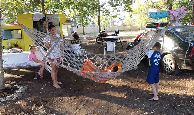 Hem doğa ile iç içe hem ekonomik: Karavan ve çadır tatilini 40 bin kişi tercih etti