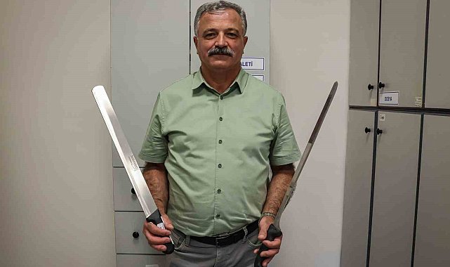Horozunu unutanda var; takma dişini, rambo bıçağını, çocuğunu unutanda