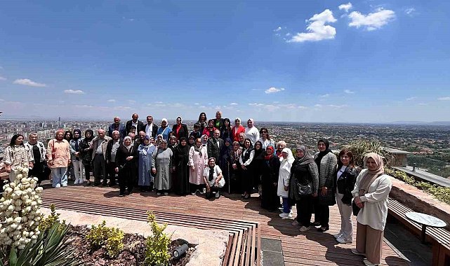 İçişleri Bakanı Ali Yerlikaya memleketi Konya'da şehit yakınlarını ağırladı