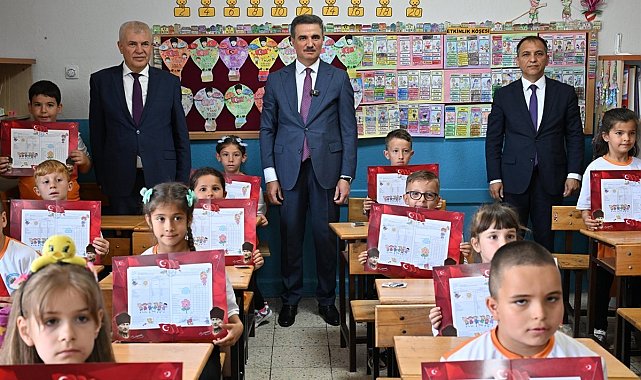 Isparta'da 76 bin 458 öğrenci karne heyecanı yaşadı