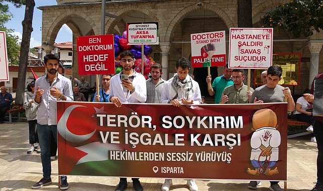Isparta'da sağlık çalışanları Filistin için yürüdü