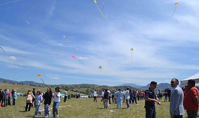 Isparta'da Uçurtma Şenliği düzenlendi