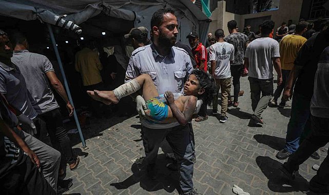 İsrail'in Gazze Şeridi'nin merkezine yönelik saldırısında 55 can kaybı