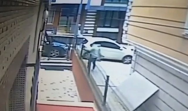 İstanbul sahte polise 7 milyon liralık altın ve para kaptırdı, dolandırıcı kısa sürede yakalandı