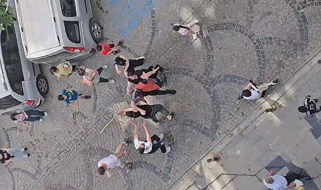 İstanbul'da çocukların kavgasına anneler de dahil olunca ortalık karıştı
