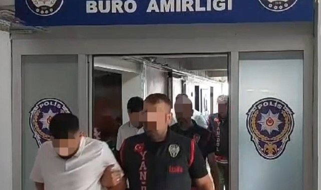İzmir'de sahte polis ve savcılara gerçek polis şoku: 40 saatlik kayıt yakalattı
