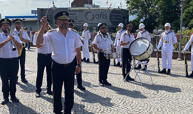 İzmit'in kurtuluşunun 103'üncü yılı
