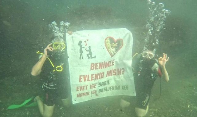 Karadeniz'in derinliklerinde evlilik teklifi