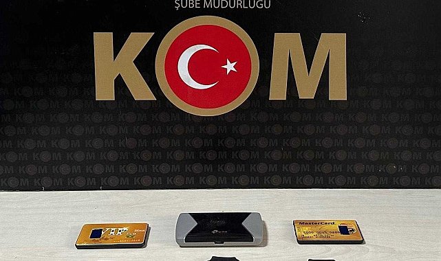 Kars'ta ehliyet sınavı için kopya düzeneği kuran 3 şahıs suçüstü yakalandı