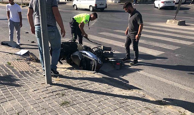 Kaza sonrası ikiye bölünen motosikletin sürücüsü ağır yaralandı