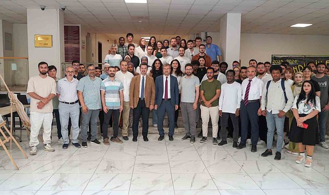 KBÜ'de öğrenciler projelerini sergiledi