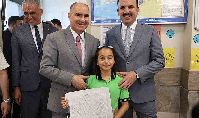 Konya'da 491 bin 291 öğrenci karne heyecanı yaşadı