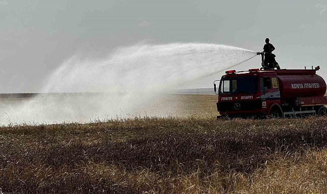 Konya'da arpa tarlasında yangın