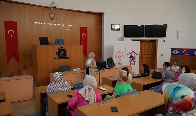 Koruyucu aile hizmet modeli tanıtıldı