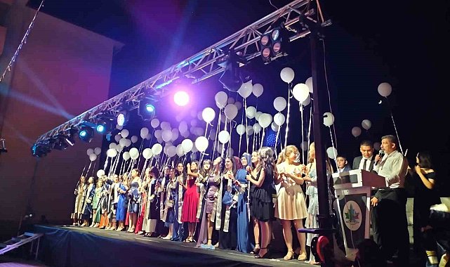 Köyceğiz Fen Lisesi'nde mezuniyet coşkusu yaşandı