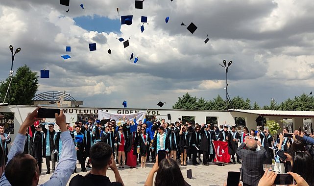 Kulu MYO'da mezuniyet heyecanı