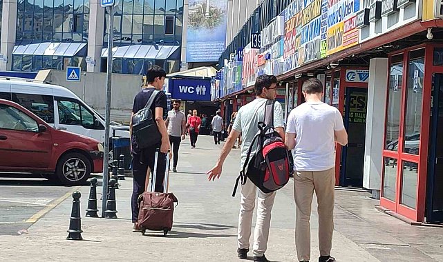 Kurban Bayramı öncesi 15 Temmuz Demokrasi Otogarı'nda biletler tükendi