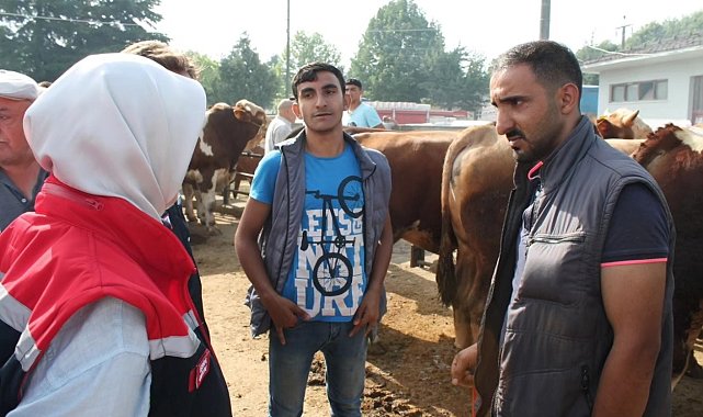 Kurban bayramı öncesi hayvan satış yerinde denetim yapıldı