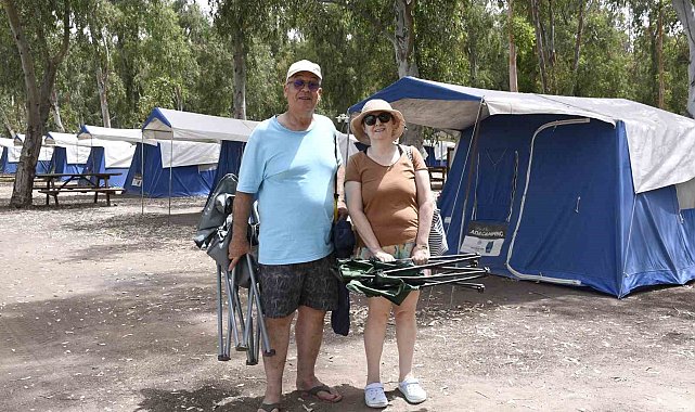 Kuşadası'nda bayram tatilinin gözdesi 'Ada Camping' oldu