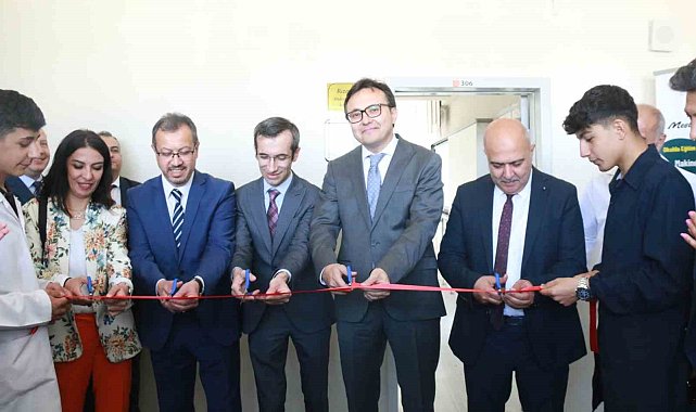 Kütahya Mesleki ve Teknik Anadolu Lisesi'nde Hidrolik ve Pnömatik Laboratuvarı açıldı