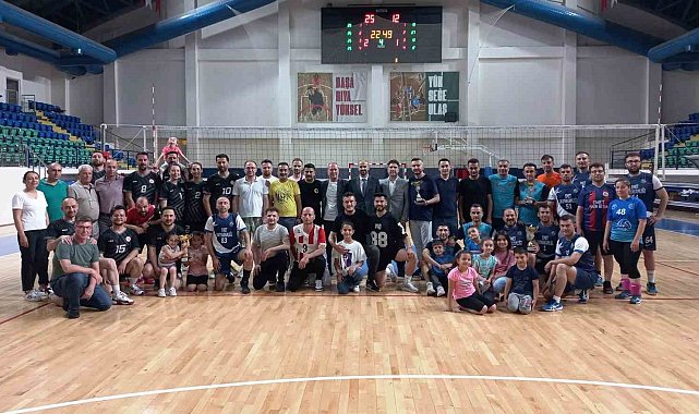 Kütahya'da kurumlar arası voleybol turnuvası