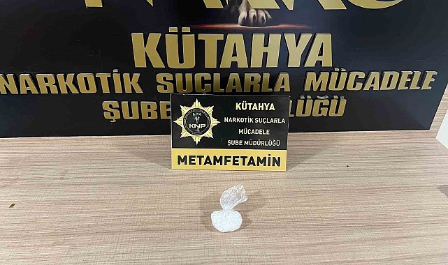 Kütahya'da otobüs koltuğa gizlenmiş uyuşturucu ele geçirildi