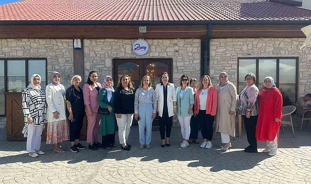 Kuzey İzmir'de AK Partili kadınlar buluşması