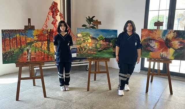 Lisede yıl sonu resim sergisi