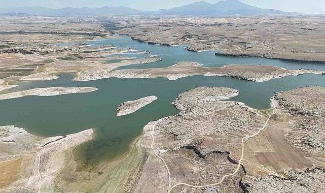 Mamasın Barajında su miktarı son 10 yılın en düşük seviyesinde