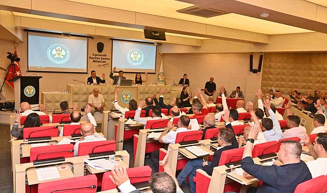 Manisa Büyükşehir Belediyesinden hasar gören çiftçilere destek