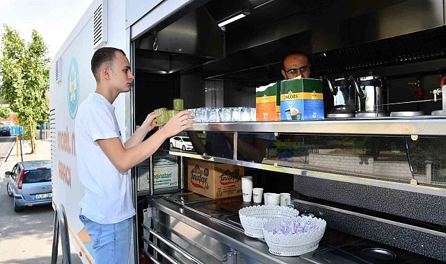 Manisa Büyükşehir öğrencileri yalnız bırakmadı