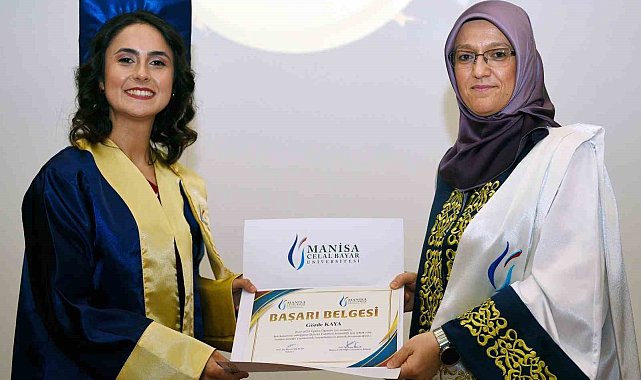 Manisa CBÜ İletişim Fakültesi ilk mezunlarını verdi