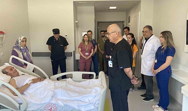 Manisa Şehir Hastanesinde, ileri mesane kanserine önemli operasyon