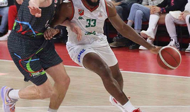 McCollum ve Vitto Brown, P. Karşıyaka'da kalacak