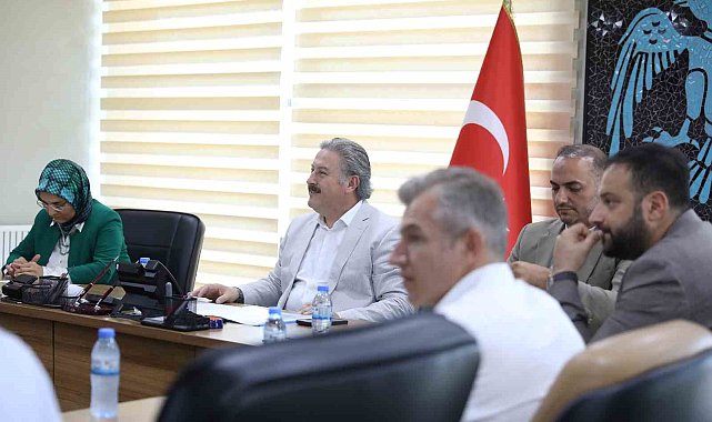 Melikgazi Belediyesi Türkiye'ye örnek olan kentsel dönüşüm çalışmalarına hız kesmeden devam ediyor