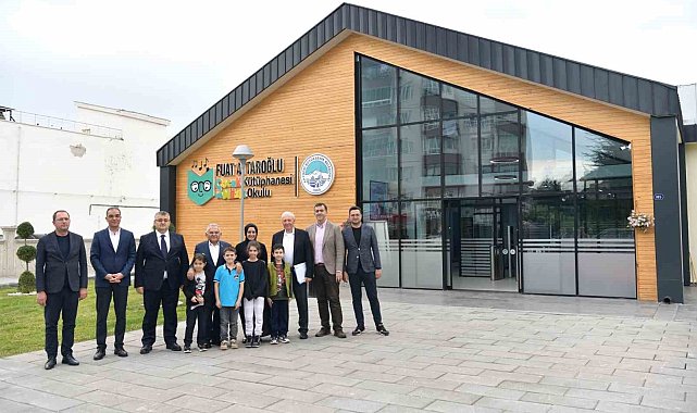 Miniklerin 'büyük' sevgisi: büyükşehir çocuk kütüphanesi