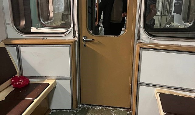 Moskova'da metro arızası: 171 yolcu tünelden yürüyerek çıktı