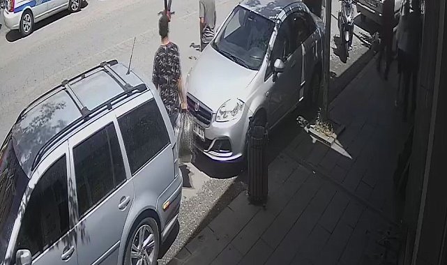 Motosikletle otomobil çarpıştı: 1 yaralı