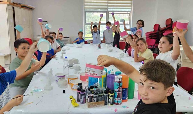 Muğla'da Gönüllü Gençlerden Sokak hayvanları için anlamlı etkinlik