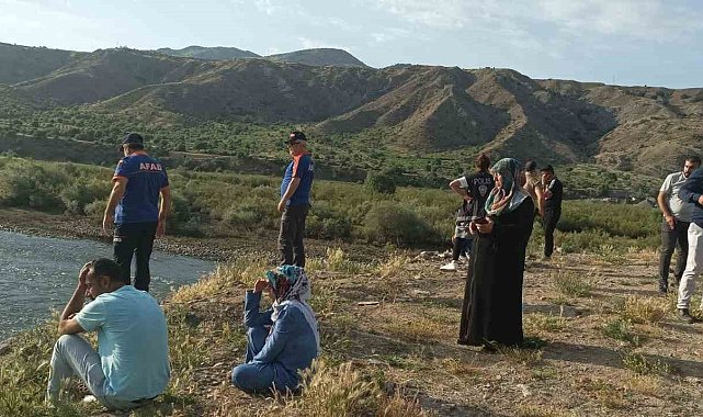 Murat Nehri'nde kaybolan çocuğu arama çalışmaları sürüyor