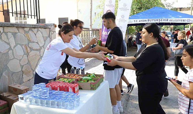 Nazilli Belediyesi YKS'de öğrencileri yalnız bırakmadı
