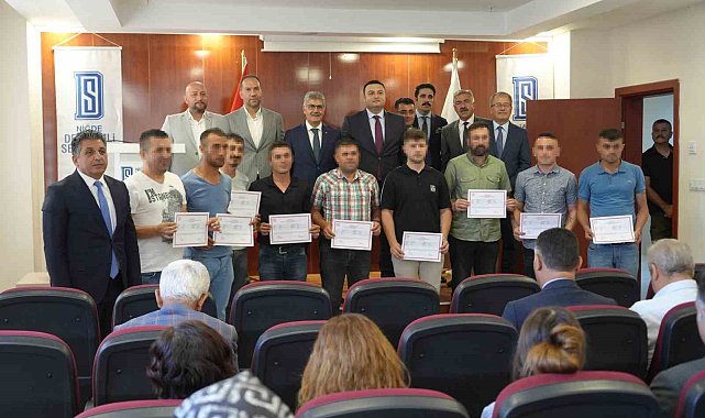 Niğde'de denetimli serbestlik bünyesindeki hükümlüler operatörlük sertifikası aldı