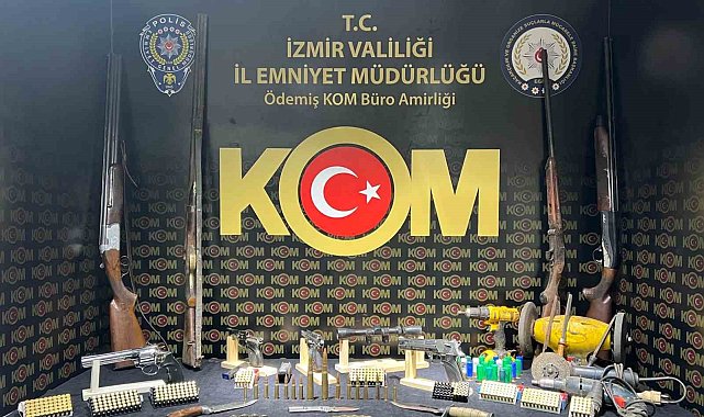 Ödemiş'te yasa dışı silah ticareti operasyonu: Uçaksavar mermileri ele geçirildi