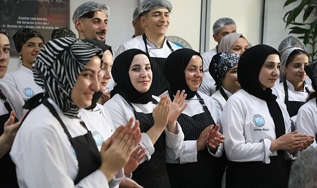 Öğrenciler aşçılık sınavında yöresel lezzetlerle yarıştılar