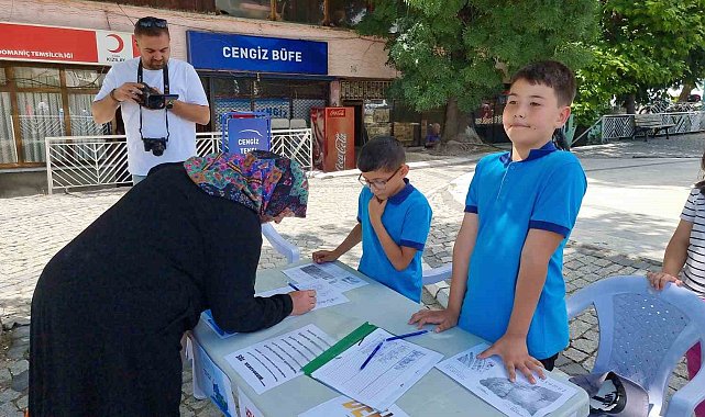 Öğrenciler çevre için vatandaşlardan "Söz veriyorum" imzası topladı
