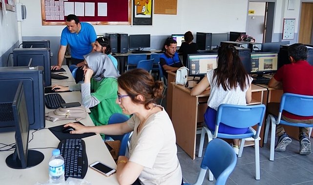 Öğretmenler atölye çalışmalarına başladı