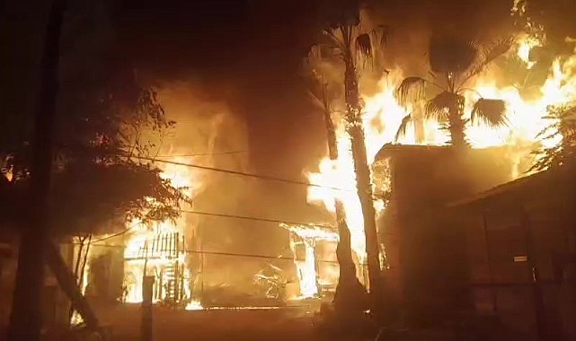 Olympos&#039;ta Kadir&#039;s Ağaç Evleri ikinci kez tamamen yandı